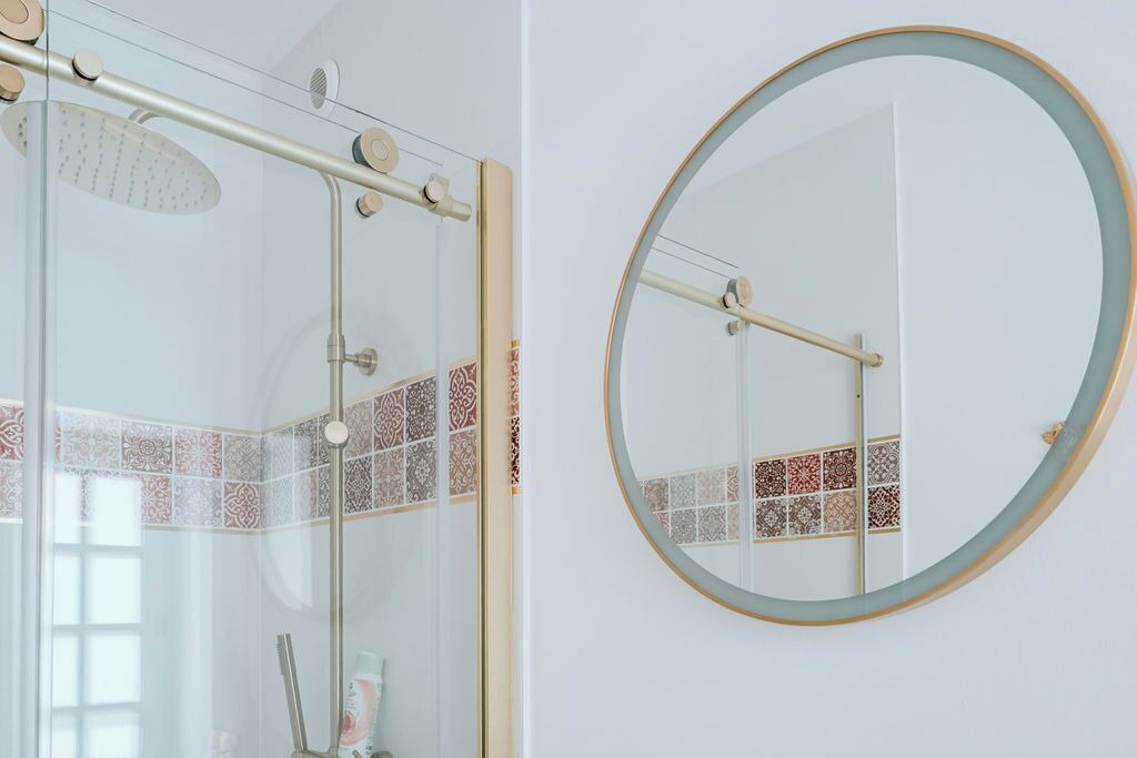 Photo of Bathroom in Centre