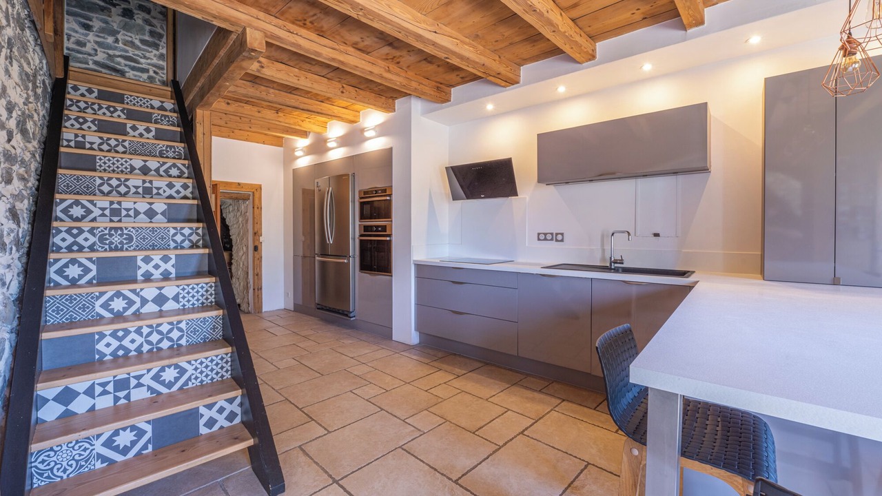 Photo of Kitchen in Huez-en-Oisans