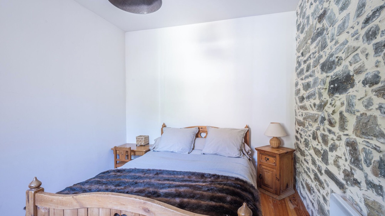 Photo of Bedroom in Huez-en-Oisans