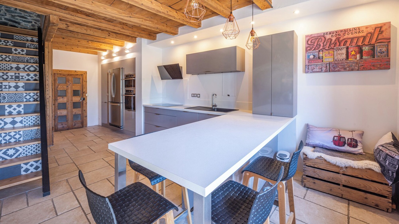 Photo of Kitchen in Huez-en-Oisans