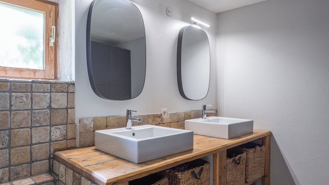 Photo of Bathroom in Huez-en-Oisans