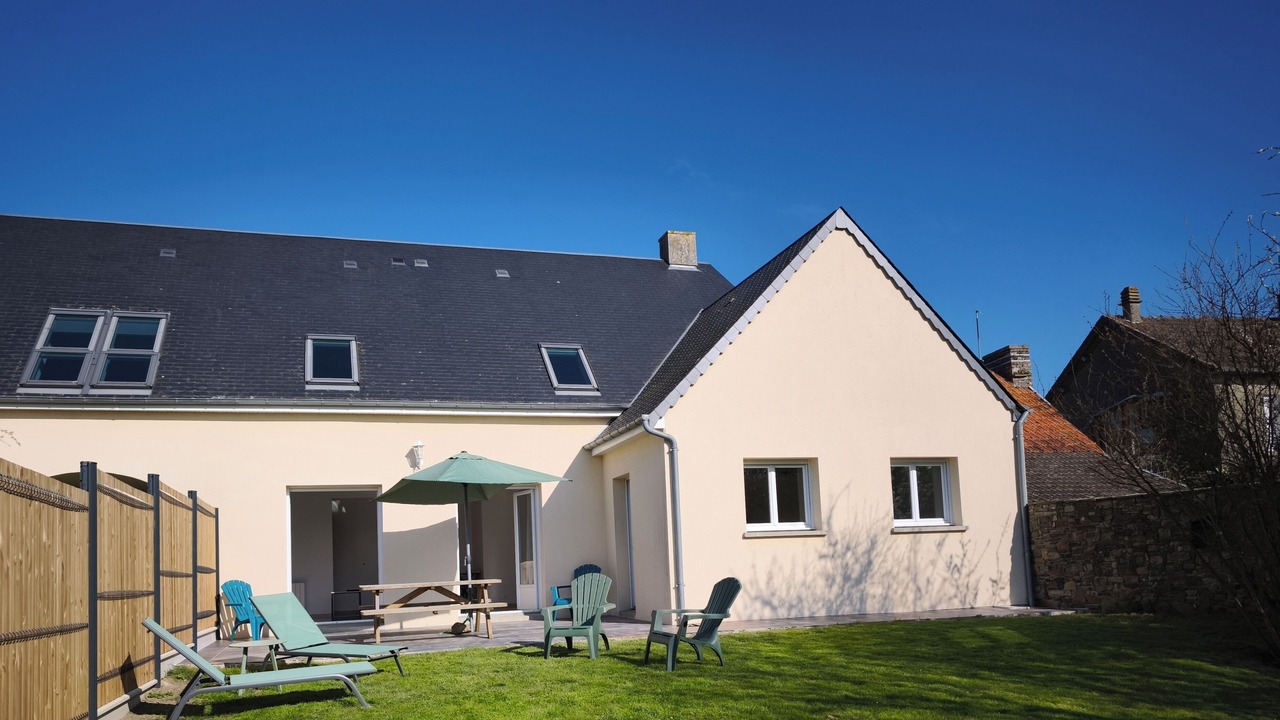 Photo of Patio Balcony in Saint-Germain-sur-Ay