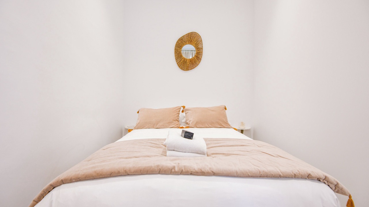 Photo of Bedroom in 1st Arrondissement