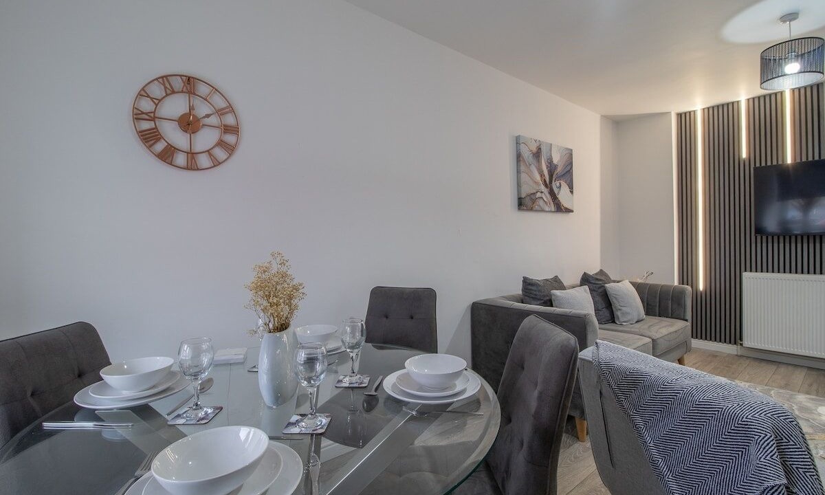 Photo of Others in Larkhall