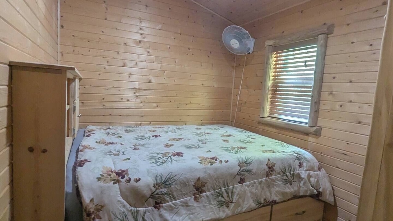 Photo of Bedroom in Glidden