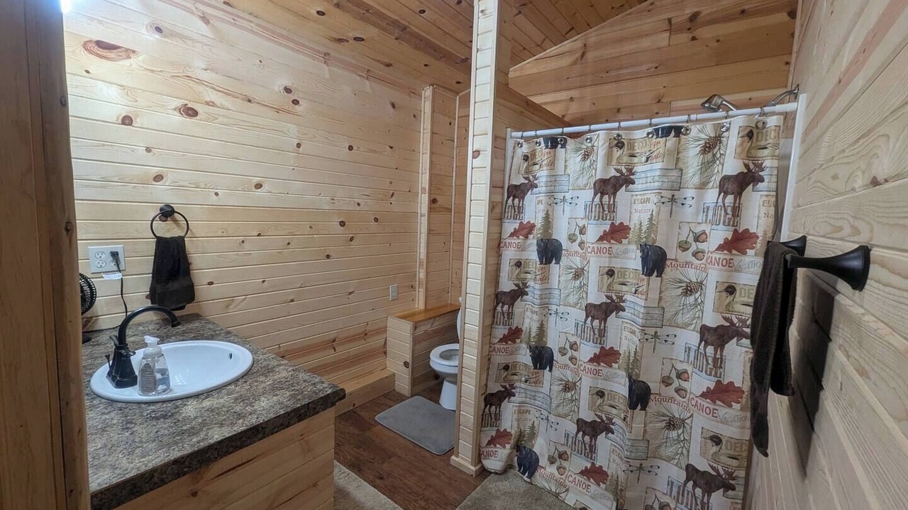Photo of Bathroom in Glidden