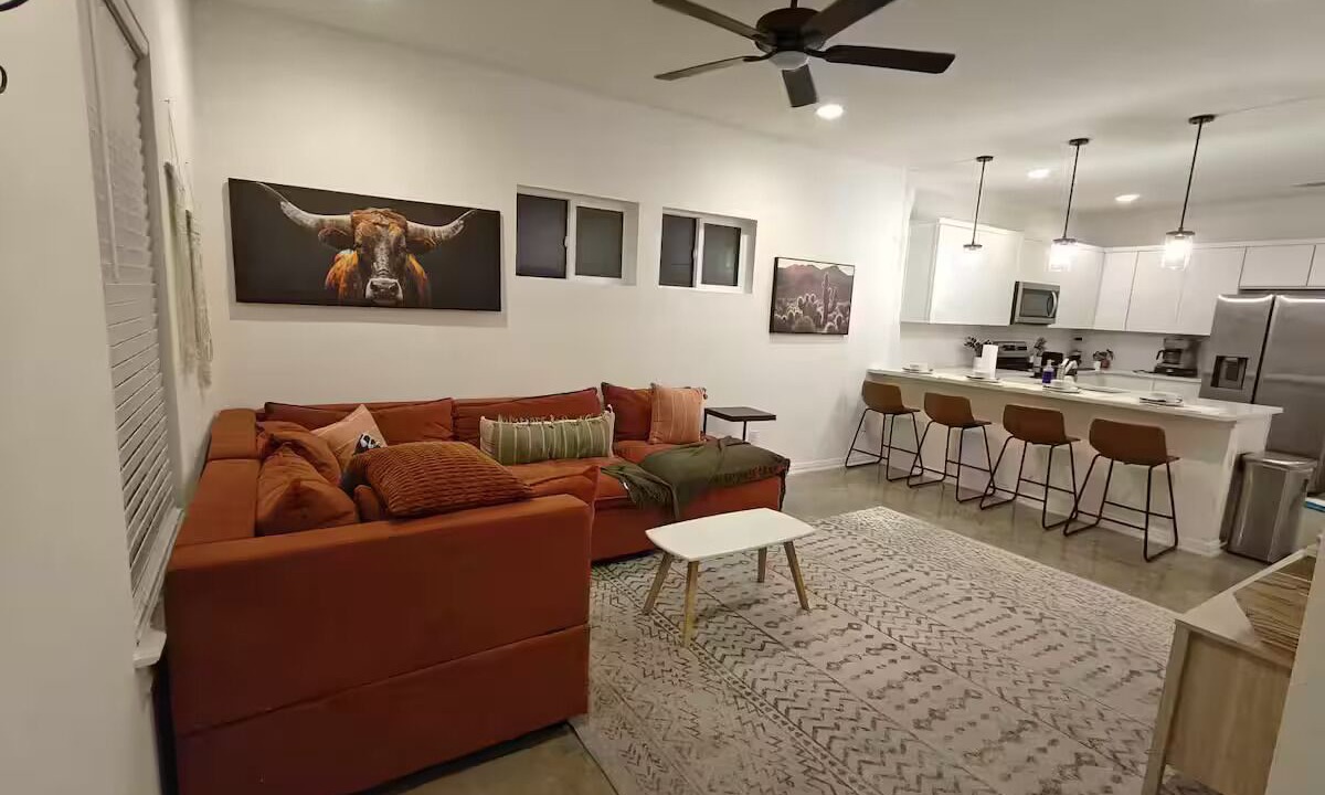 Photo of Livingroom in Denver Heights