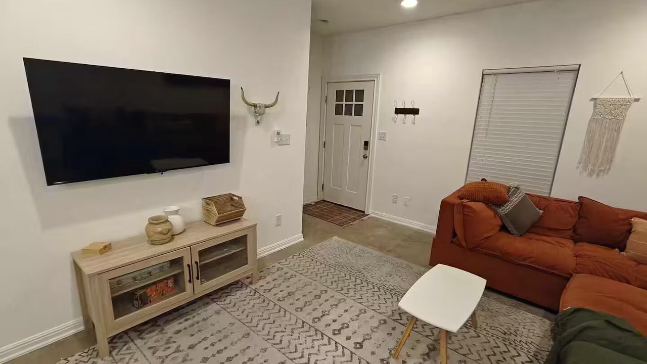 Photo of Livingroom in Denver Heights