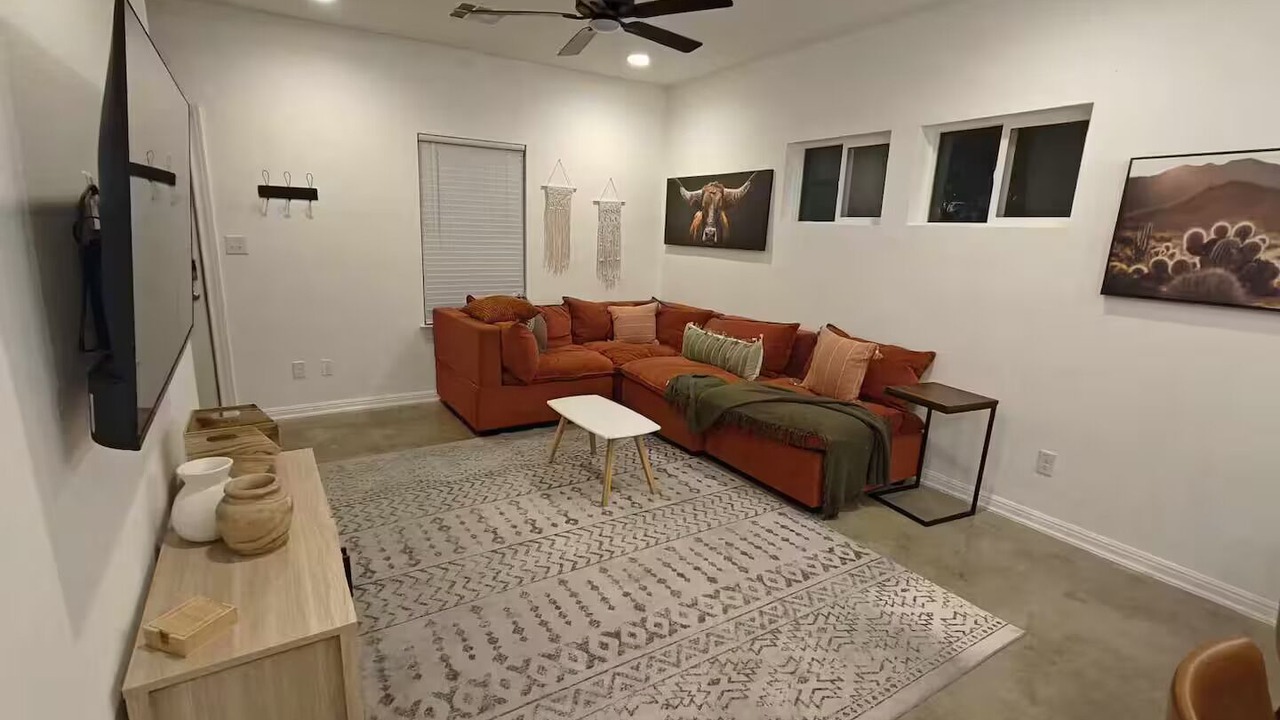Photo of Livingroom in Denver Heights