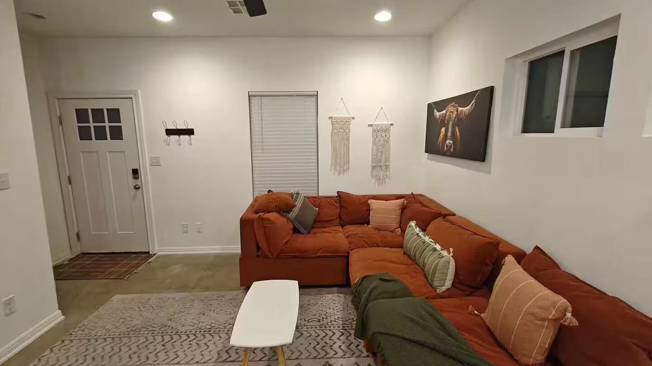 Photo of Livingroom in Denver Heights