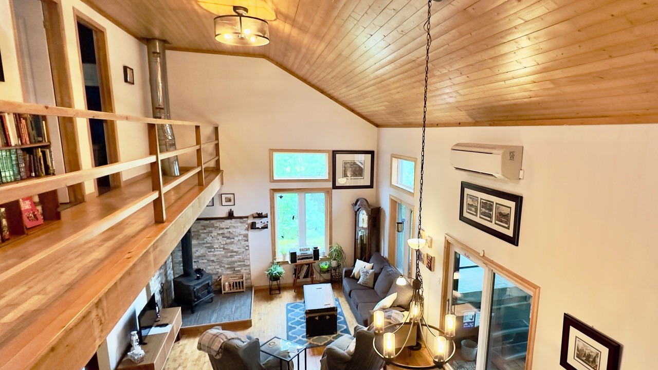 Photo of Livingroom in Glastonbury