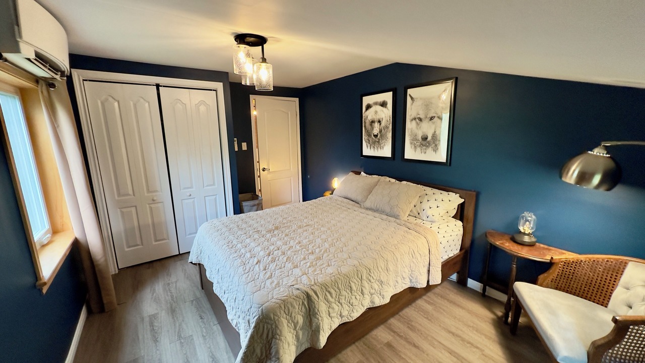 Photo of Bedroom in Glastonbury