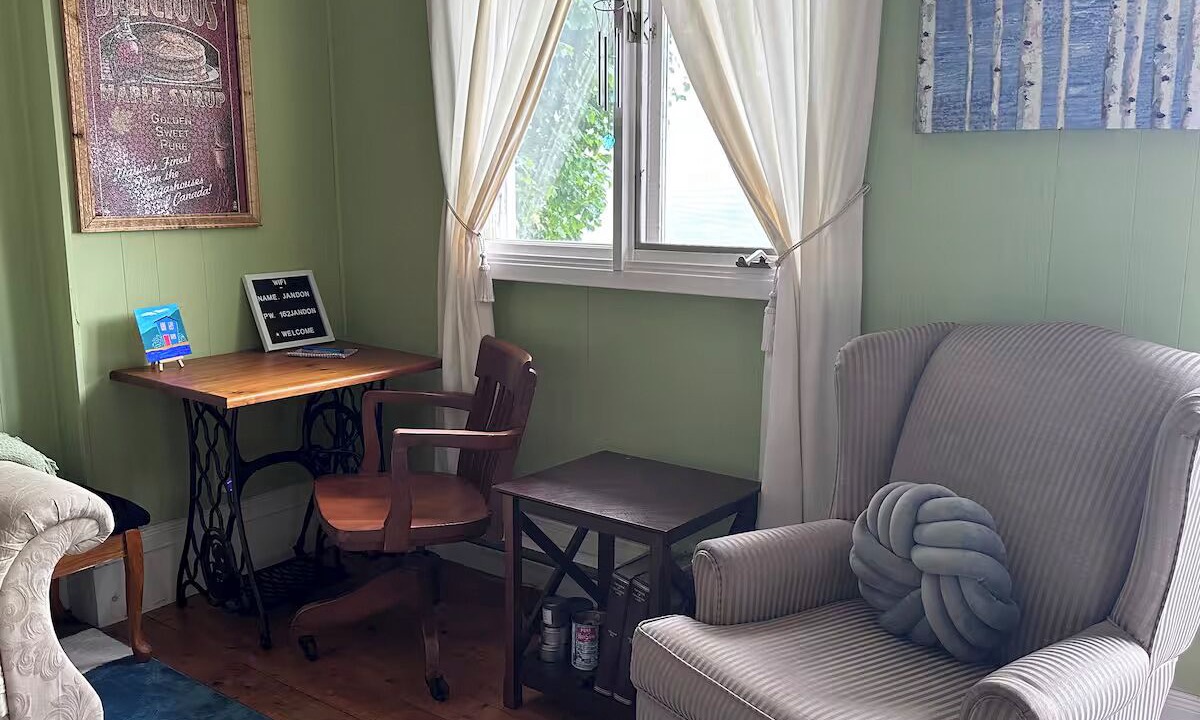 Photo of Livingroom in Terra Nova