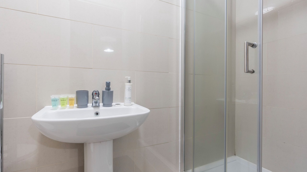 Photo of Bathroom in Little Holland