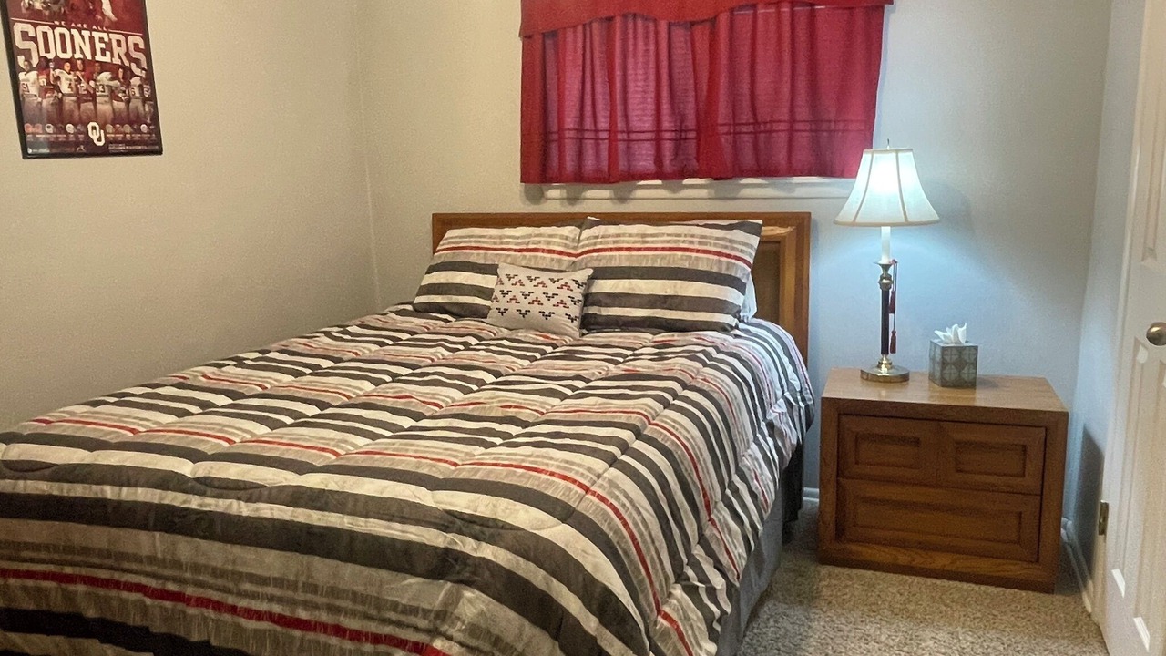 Photo of Bedroom in Moore