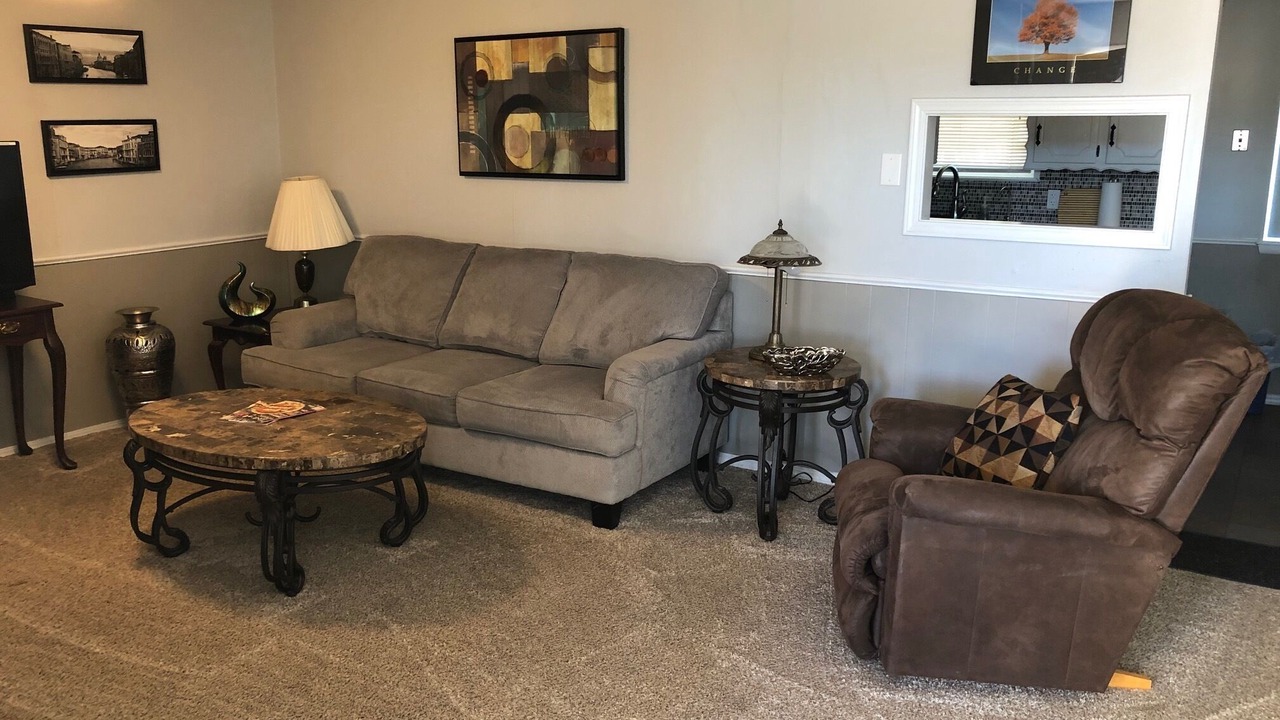 Photo of Livingroom in Moore