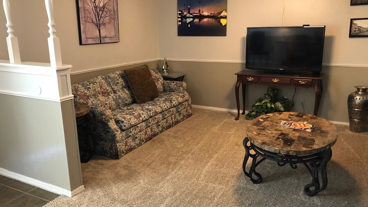 Photo of Livingroom in Moore