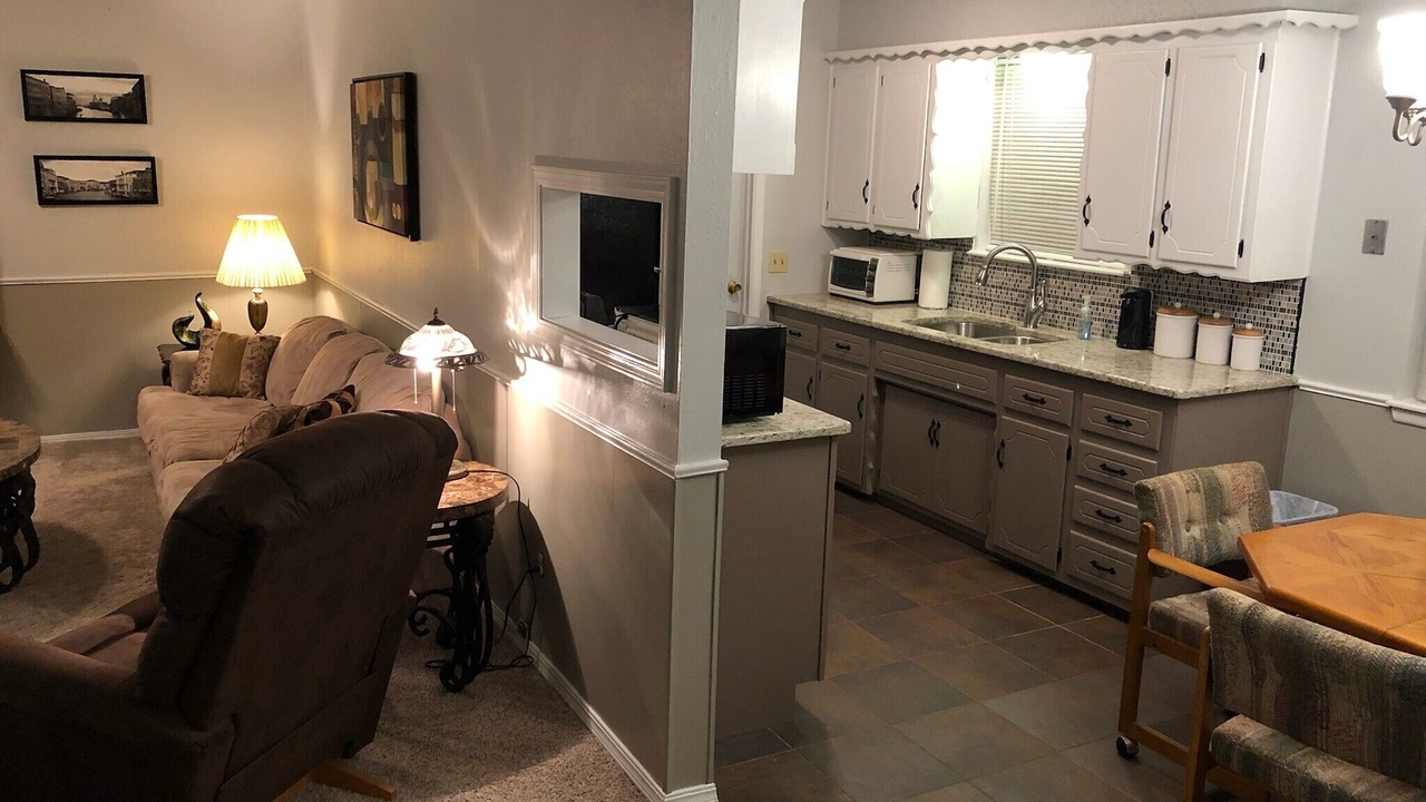 Photo of Livingroom in Moore