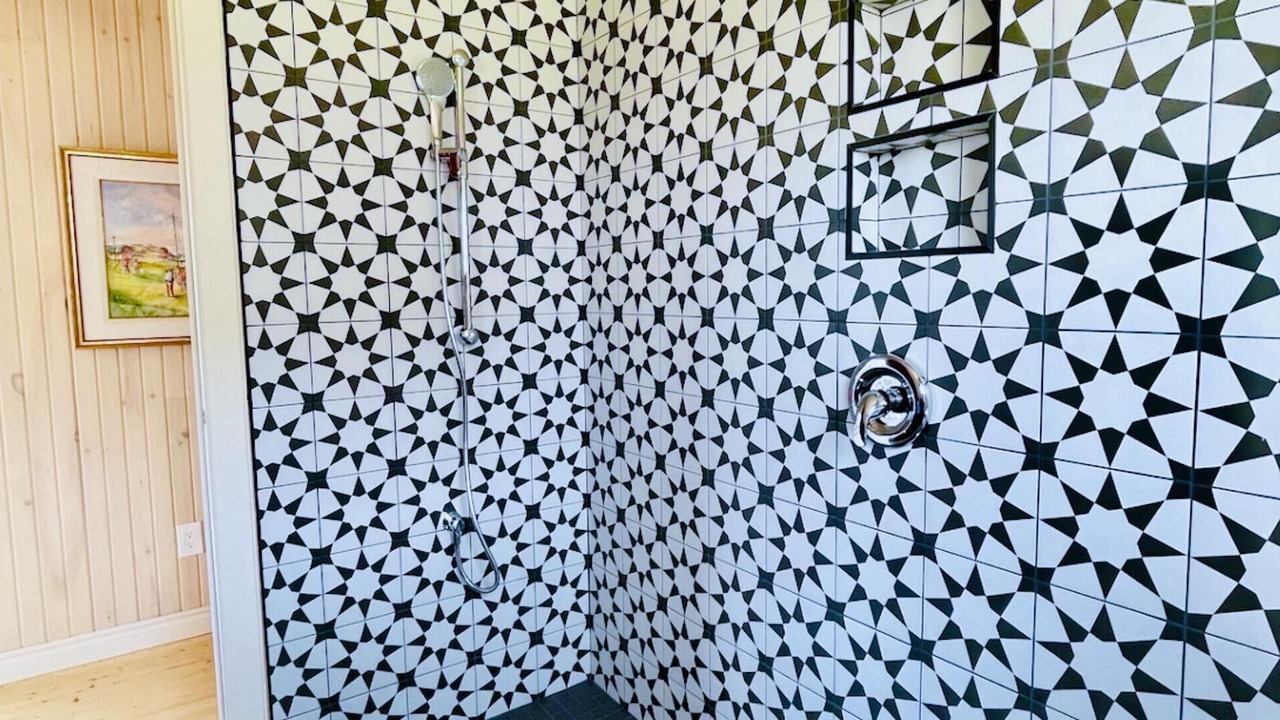 Photo of Bathroom in Park Corner