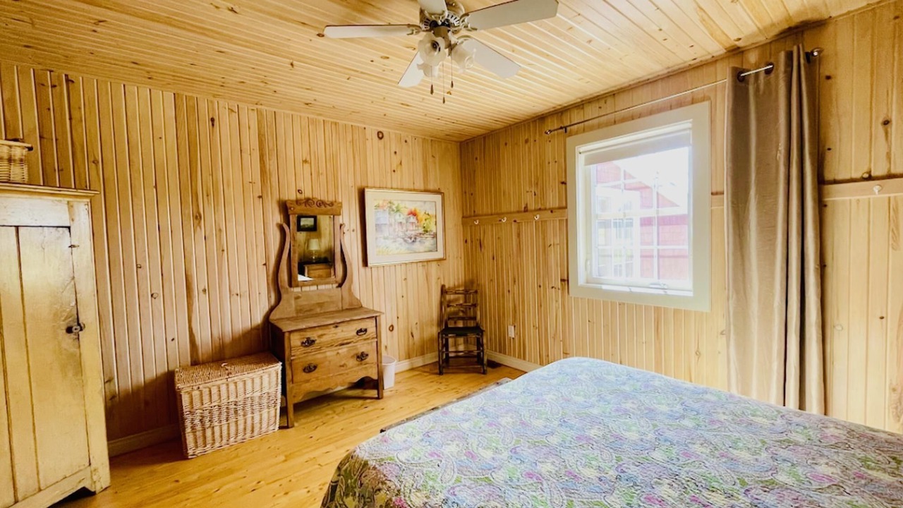 Photo of Bedroom in Park Corner