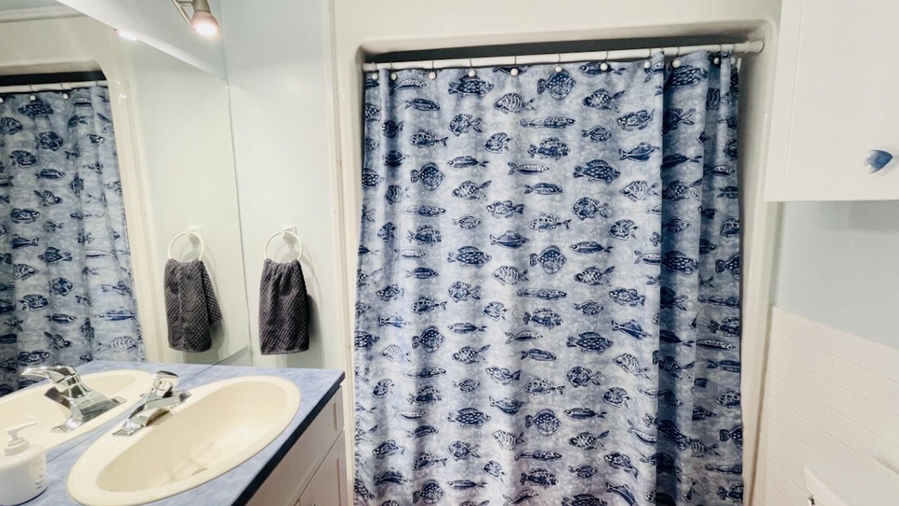 Photo of Bathroom in Park Corner