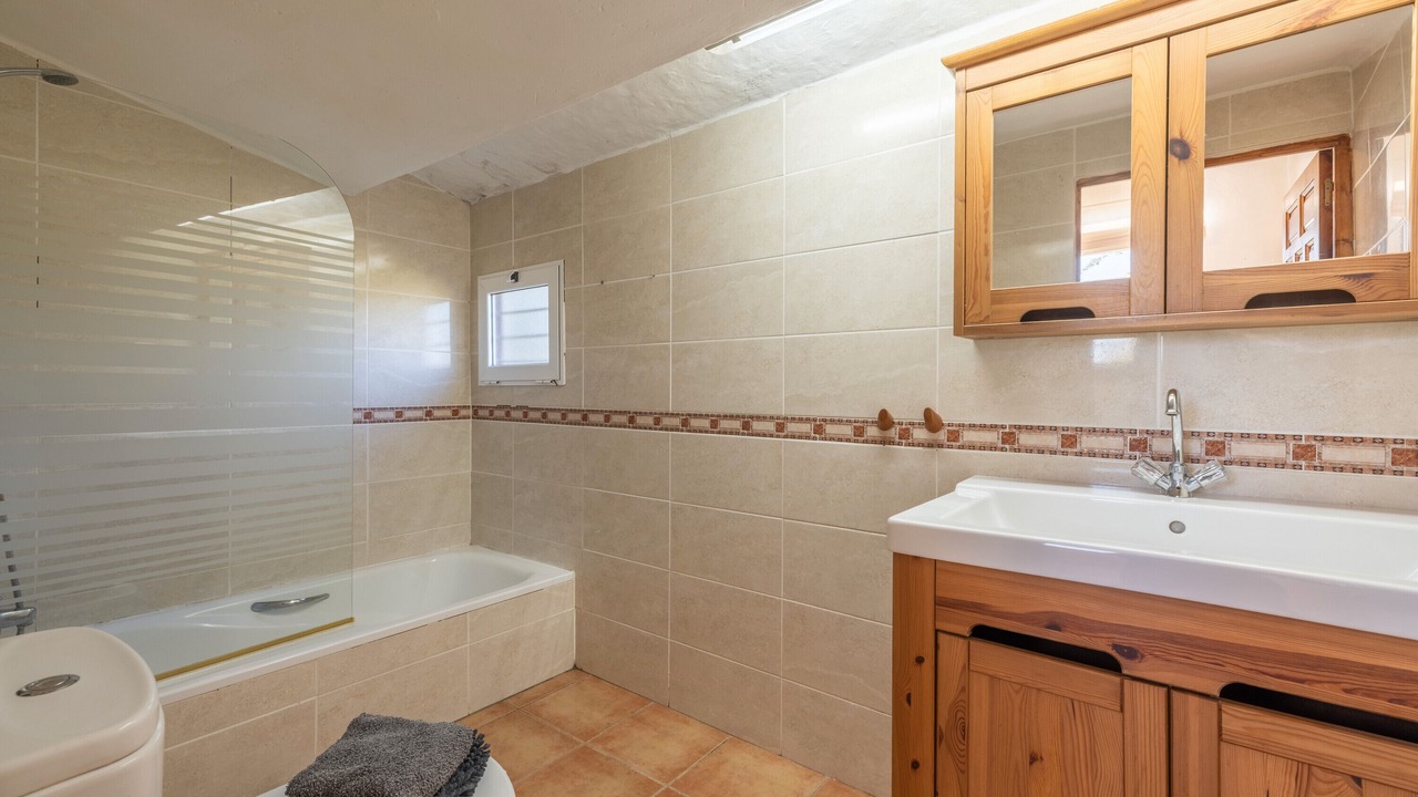 Photo of Bathroom in La Selva del Camp