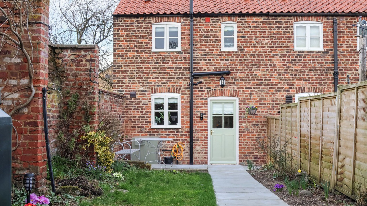 Photo of Outdoor in North Dalton