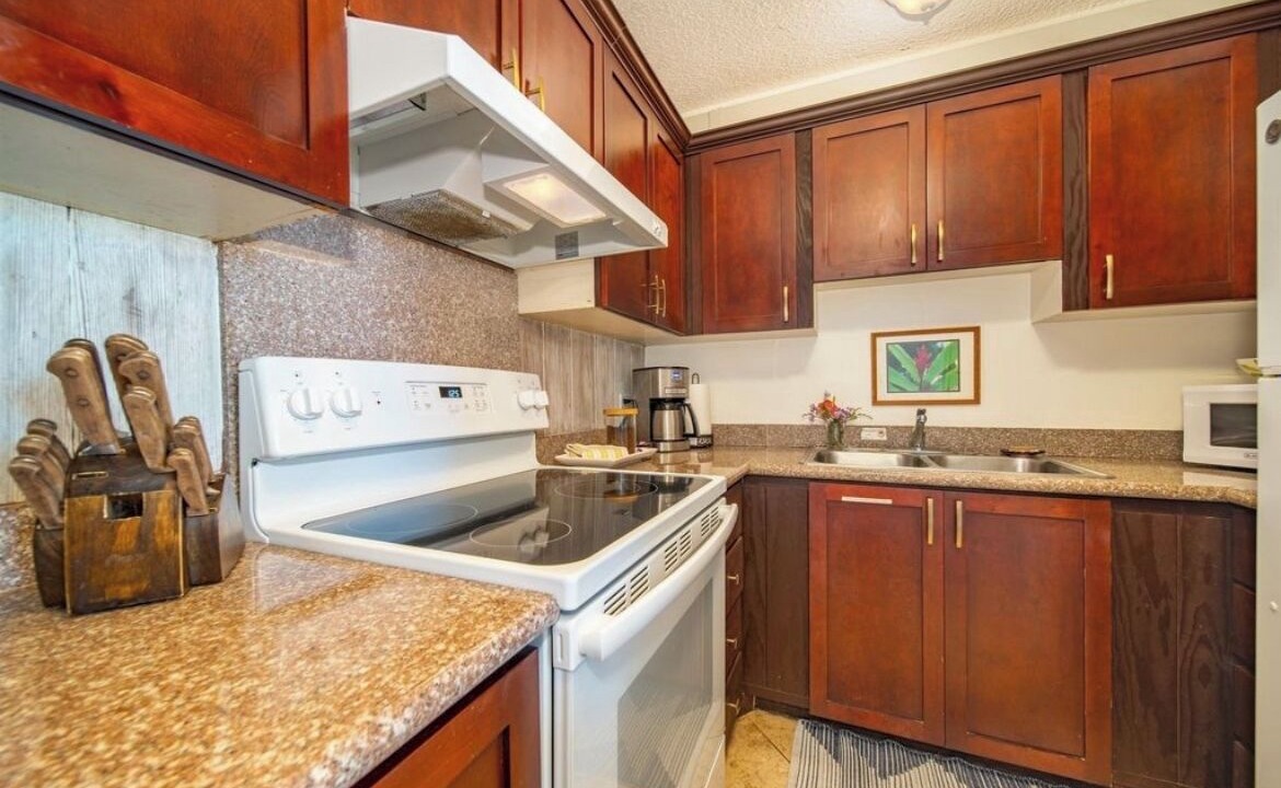 Photo of Kitchen in Kuau