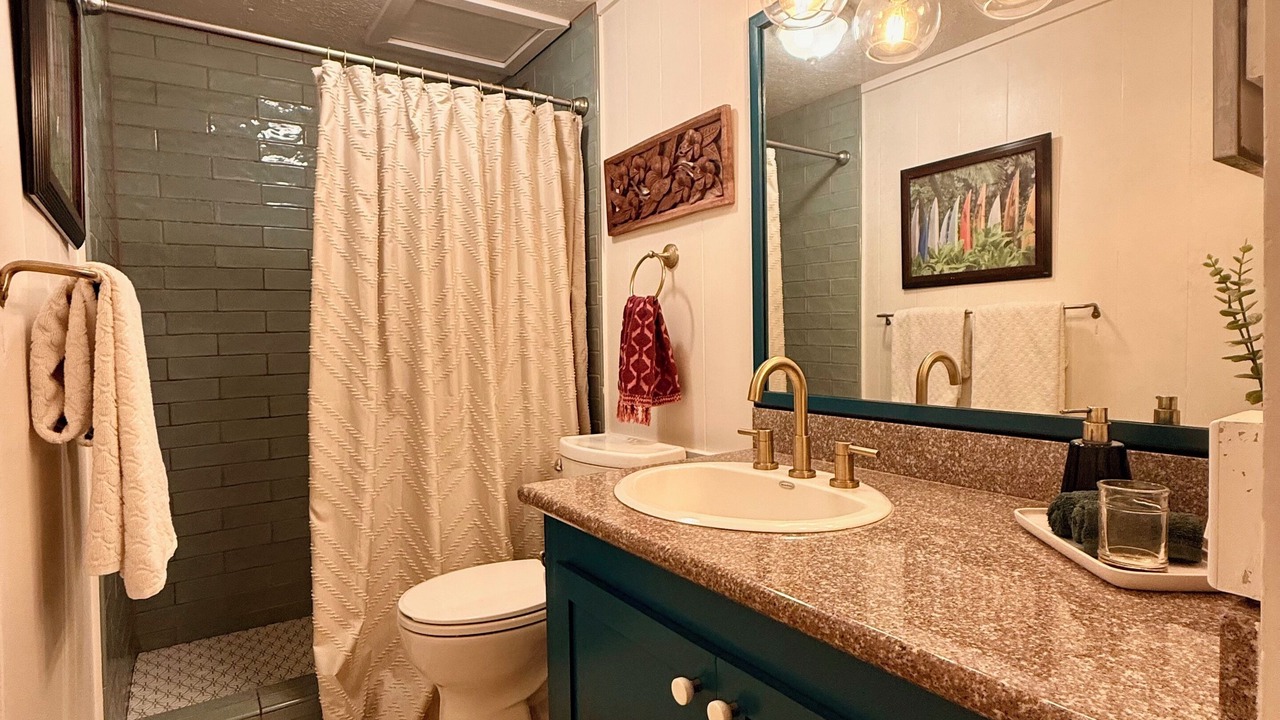 Photo of Bathroom in Kuau