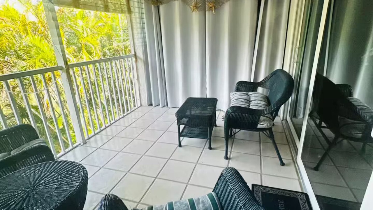 Photo of Patio Balcony in Lely Golf Estates