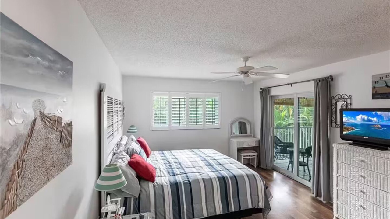 Photo of Bedroom in Lely Golf Estates