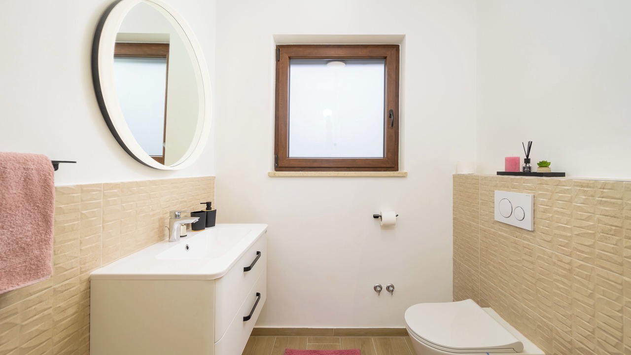 Photo of Bathroom in Gajana