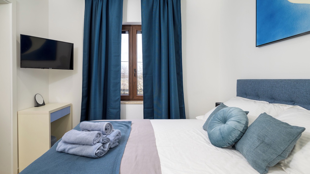 Photo of Bedroom in Gajana