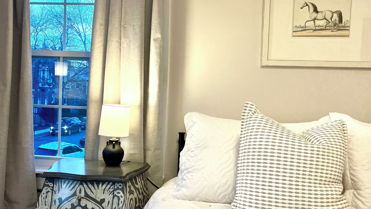 Photo of Bedroom in Old Town West