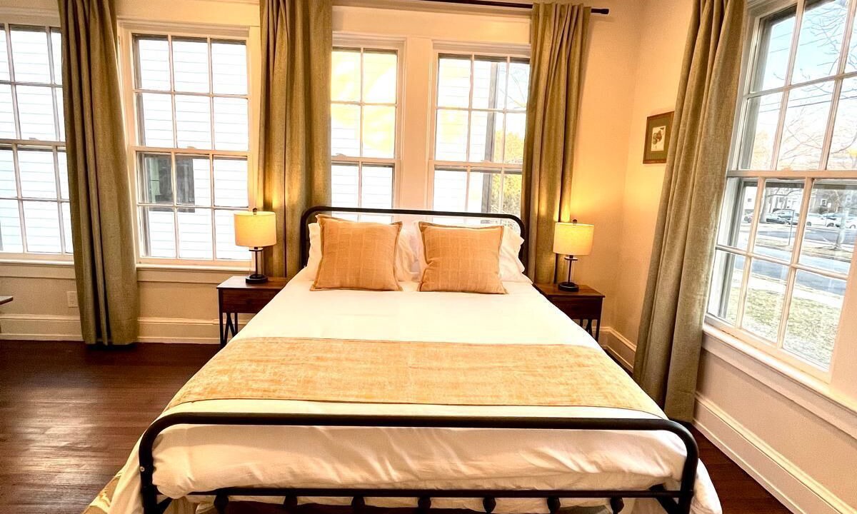 Photo of Bedroom in Old Town West