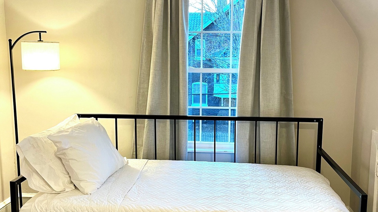 Photo of Bedroom in Old Town West