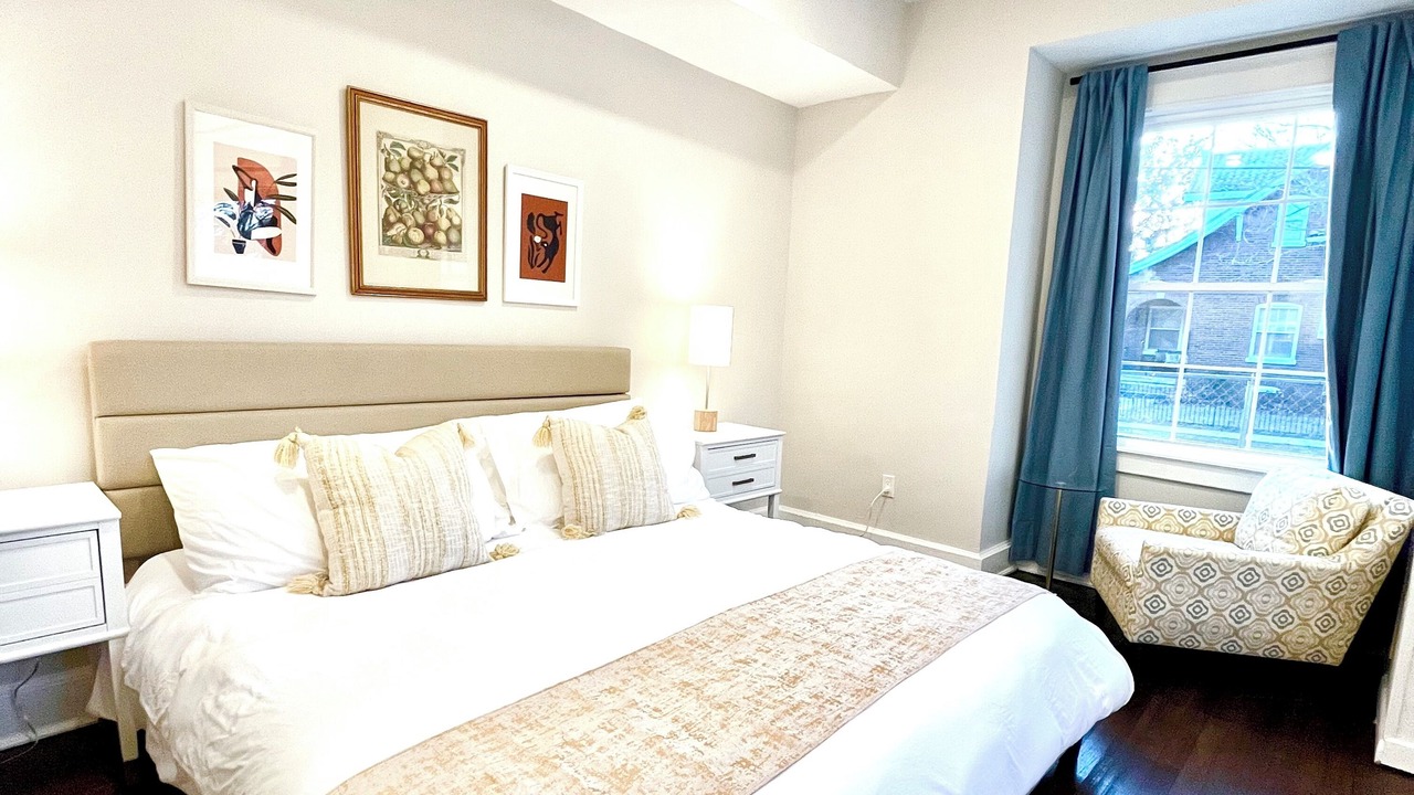 Photo of Bedroom in Old Town West