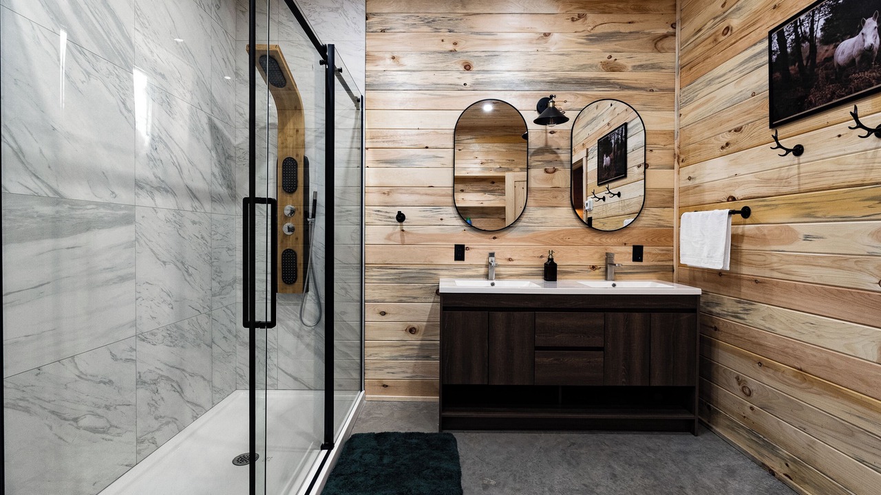 Photo of Bathroom in Notre-Dame-Auxiliatrice-de-Buckland