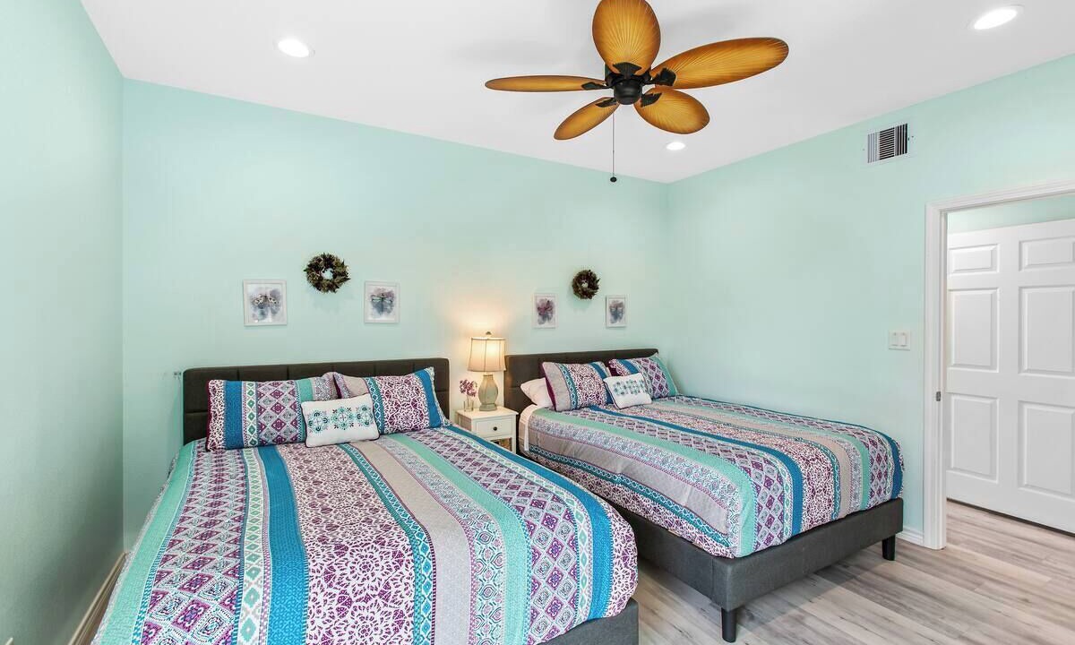 Photo of Bedroom in Port Bolivar