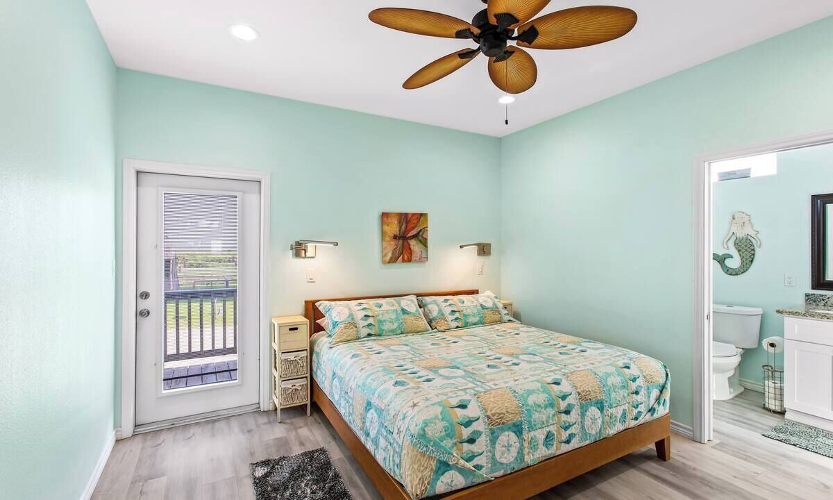 Photo of Bedroom in Port Bolivar