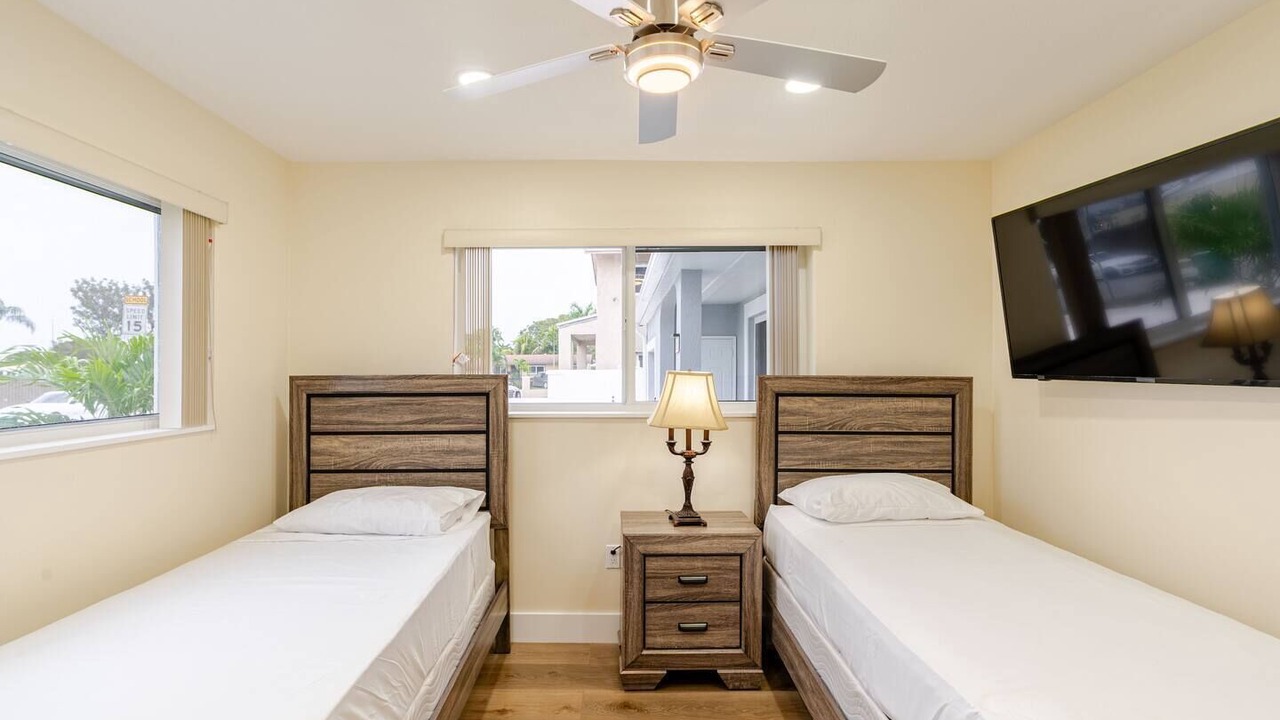 Photo of Bedroom in Miami Gardens