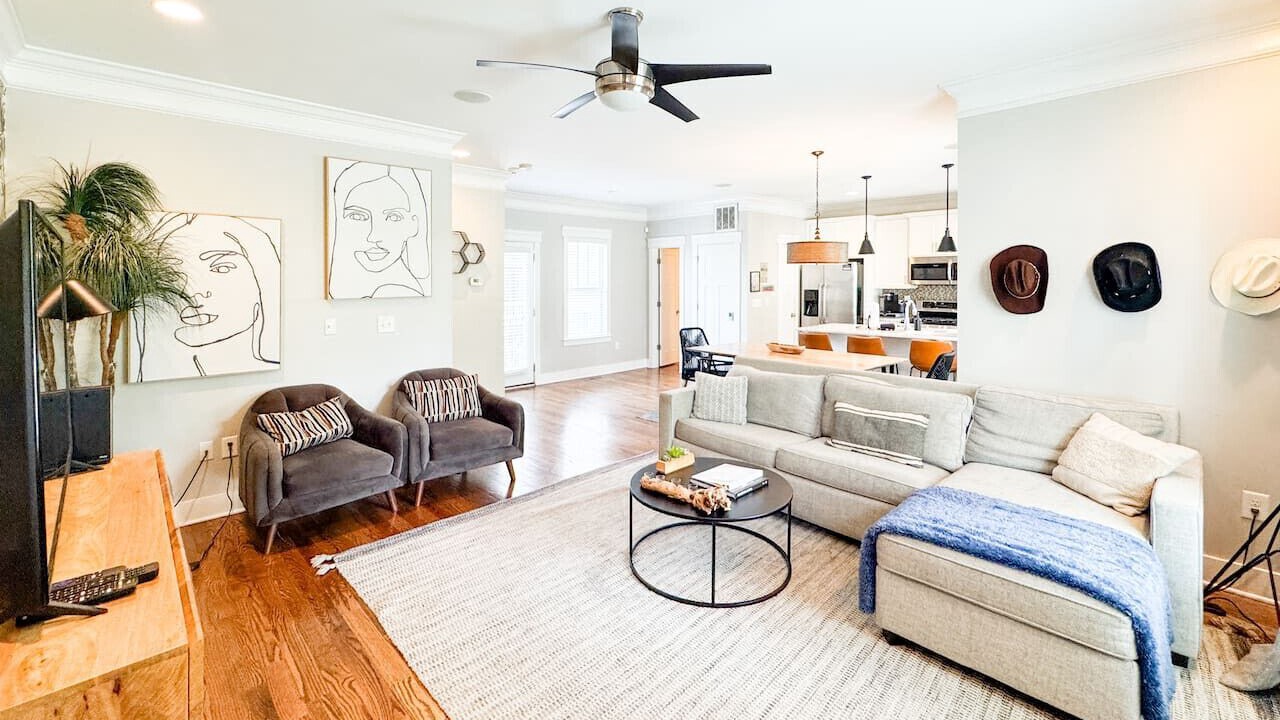 Photo of Livingroom in Edgehill