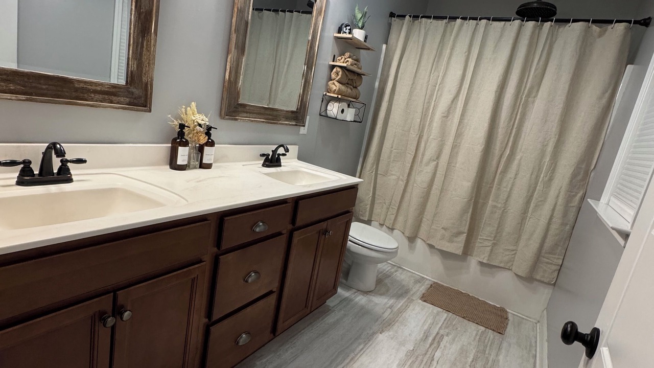 Photo of Bathroom in Willow Spring