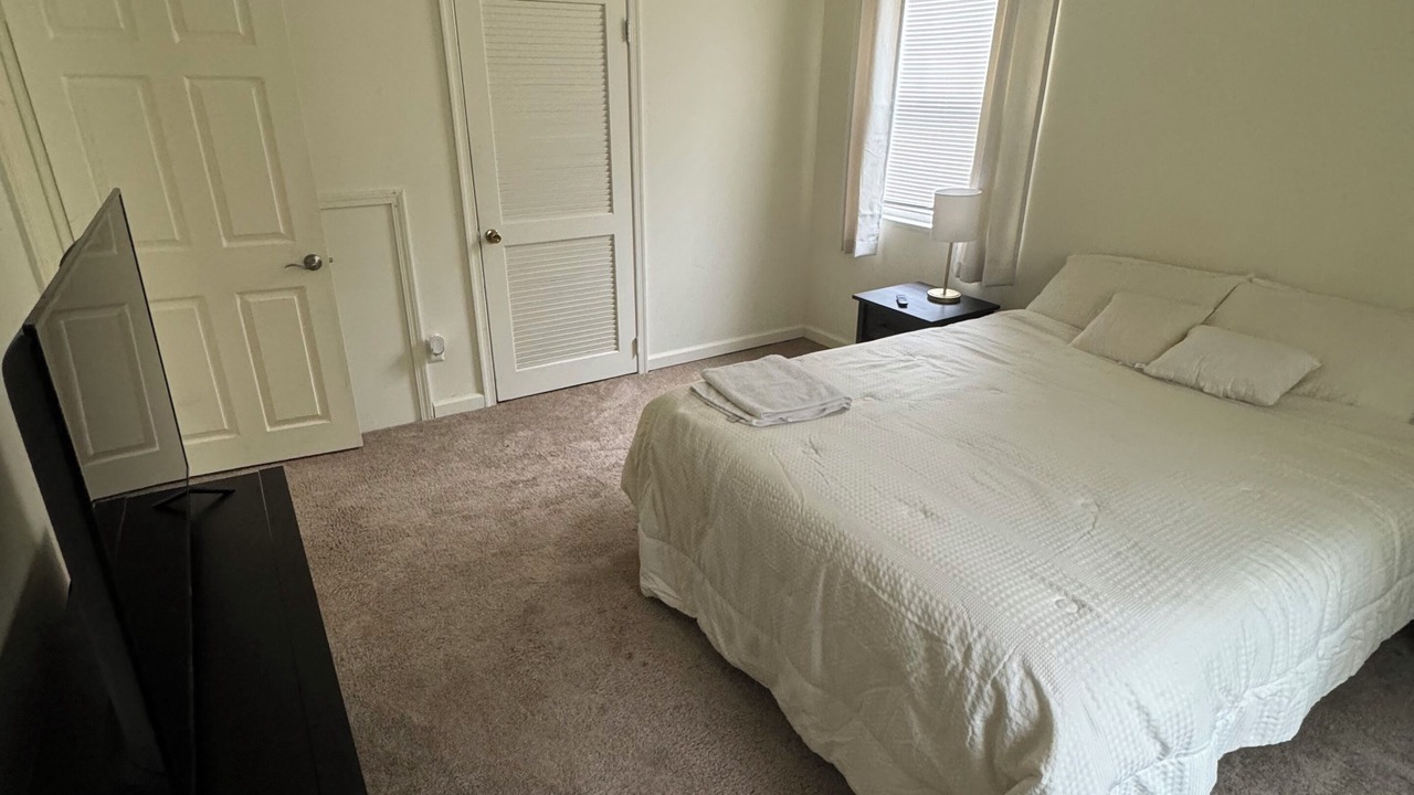 Photo of Bedroom in State College