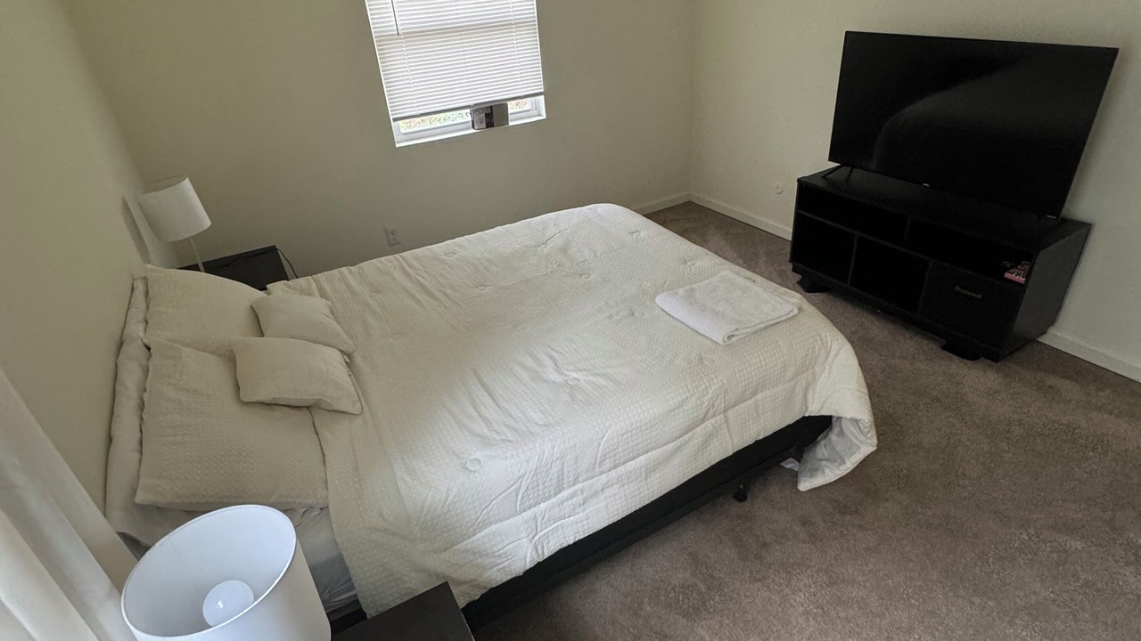 Photo of Bedroom in State College
