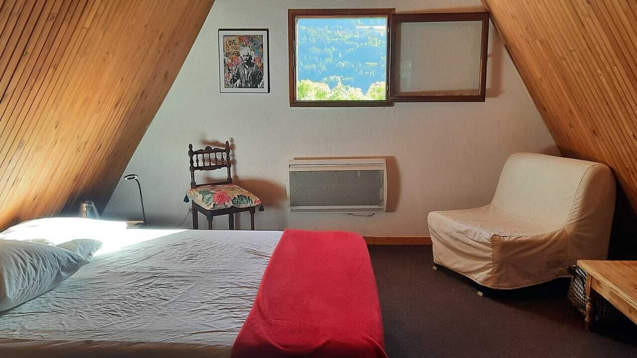 Photo of Bedroom in Allos