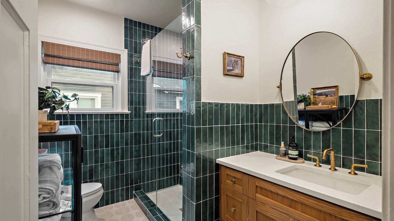 Photo of Bathroom in Cherrywood