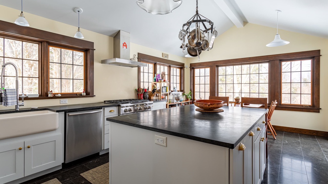 Photo of Kitchen in West Stockbridge