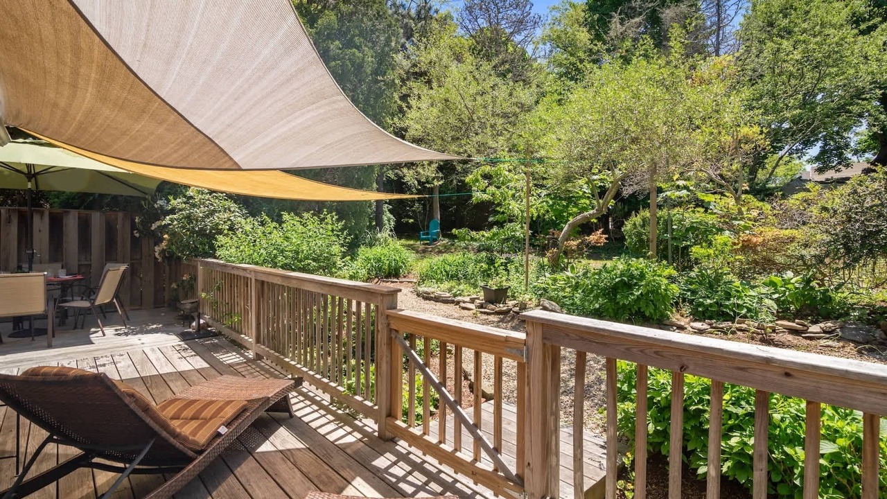 Photo of Patio Balcony in East Orleans
