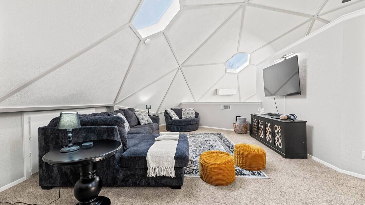 Photo of Livingroom in Bedford